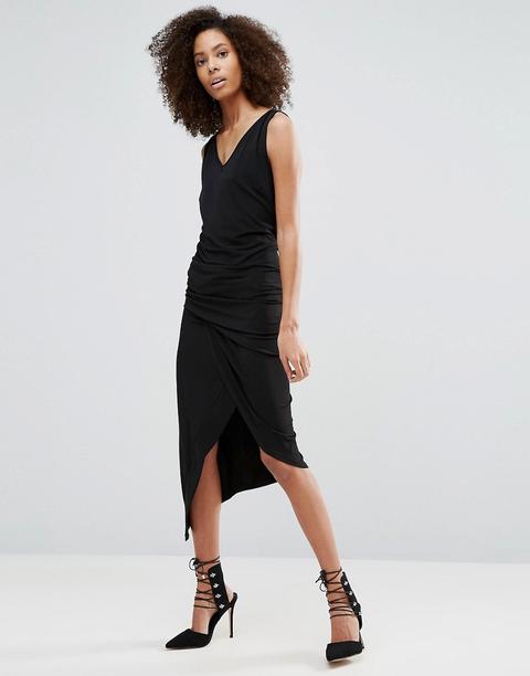 Vestido Asimétrico Sin Mangas En Negro Con Diseño Fruncido Y Cuello En V De Liquorish
