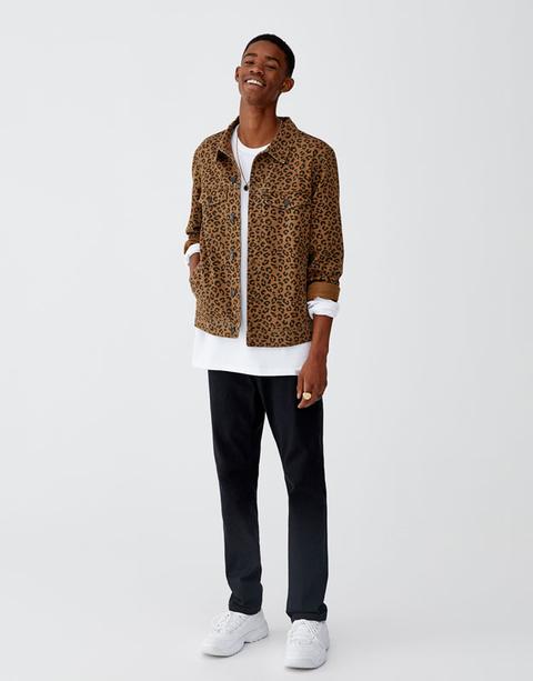 Jeansjacke Im Leoparden-look