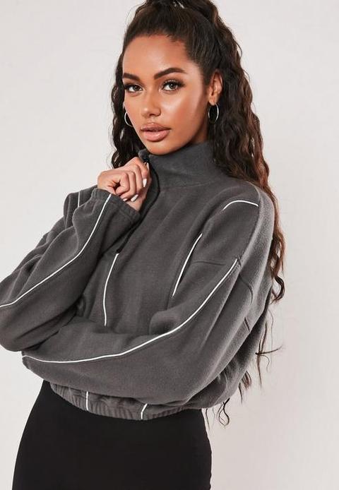 zip front cropped sweater