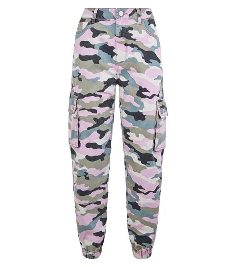 pink camouflage trousers