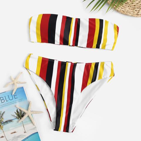 Bandeau De Rayas Con Set De Bikini Bragas