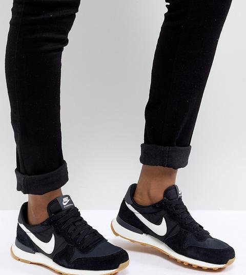 nike internationalist nylon sneakers in black and white