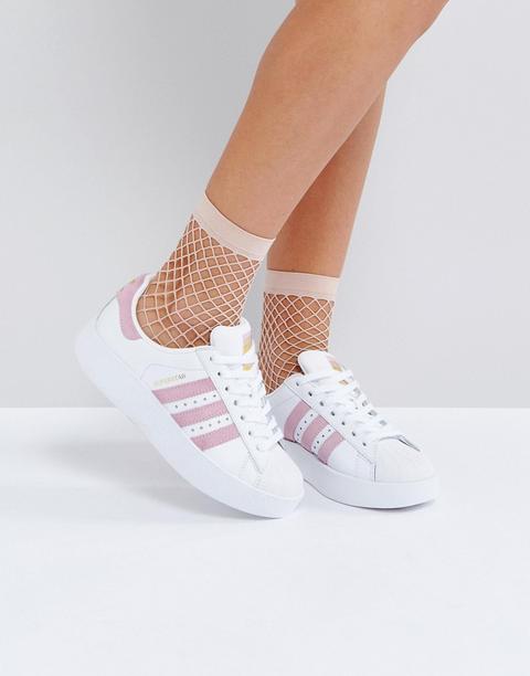 Adidas - Superstar - Scarpe Da Ginnastica Bianche E Rosa Con Suola Spessa -  Bianco from ASOS on 21 Buttons