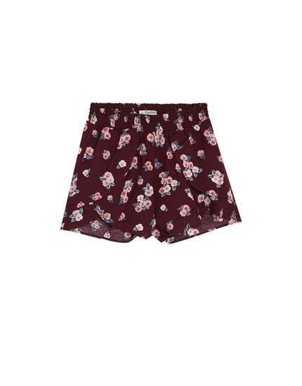 Shorts Capas Print Burdeos