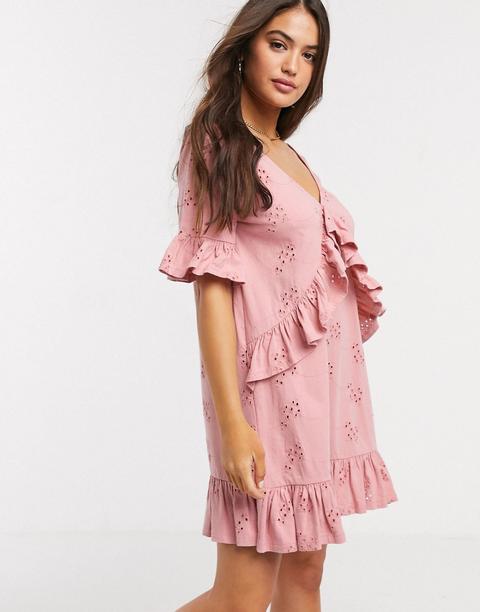 Asos Design - Robe Babydoll Courte En Broderie Anglaise À Décolleté En V Et Volants - Rose