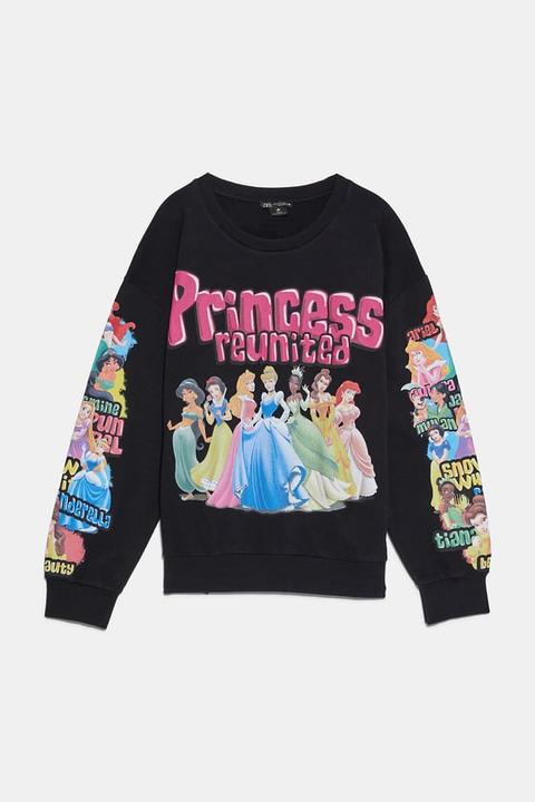 Sudadera Princesas ©disney de Zara en 21 Buttons