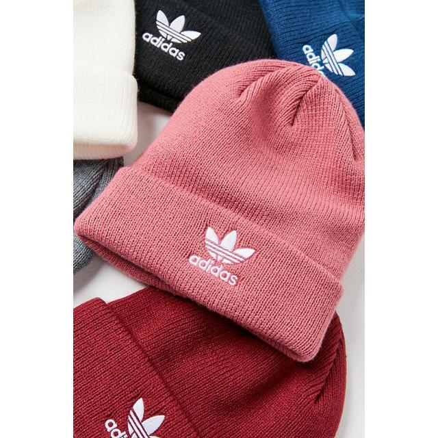 urban outfitters adidas beanie