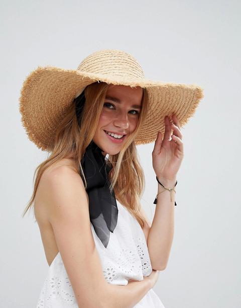 Asos - Cappello Floscio In Paglia Naturale Con Laccetto Sul Mento Regolabile - Beige