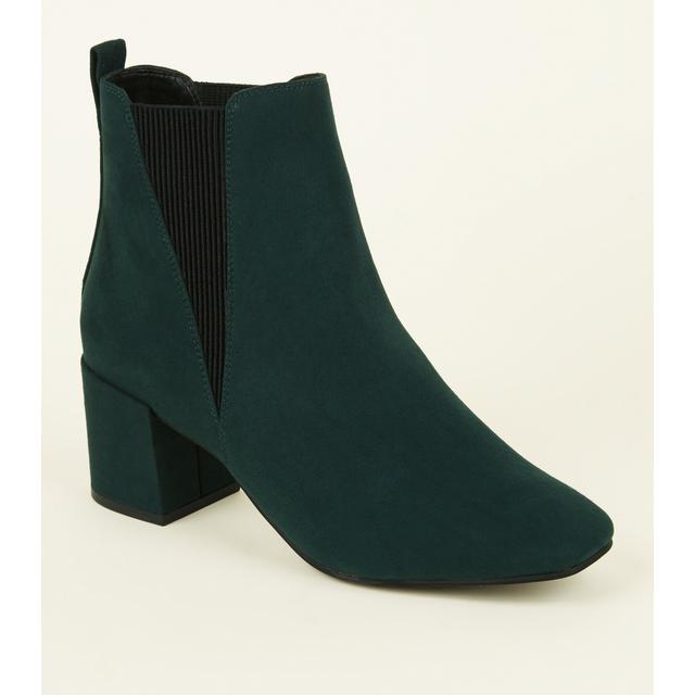green boots new look