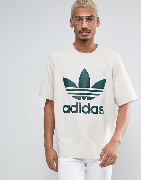 Adidas Originals - Ac Bk7172 - T-shirt Squadrata Con Logo A Trifoglio Beige - Beige