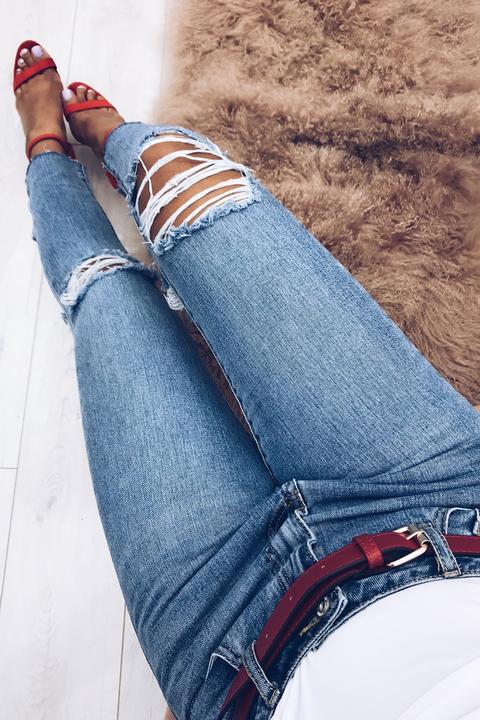 Mia Denim Busted Knee Mom Jeans