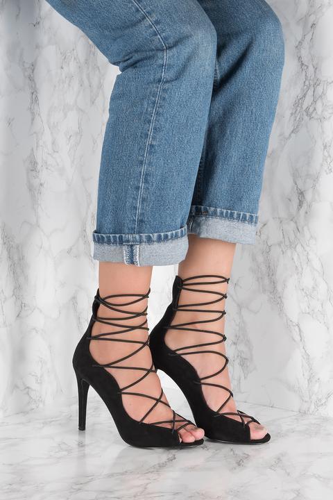 Lace Up Shoe