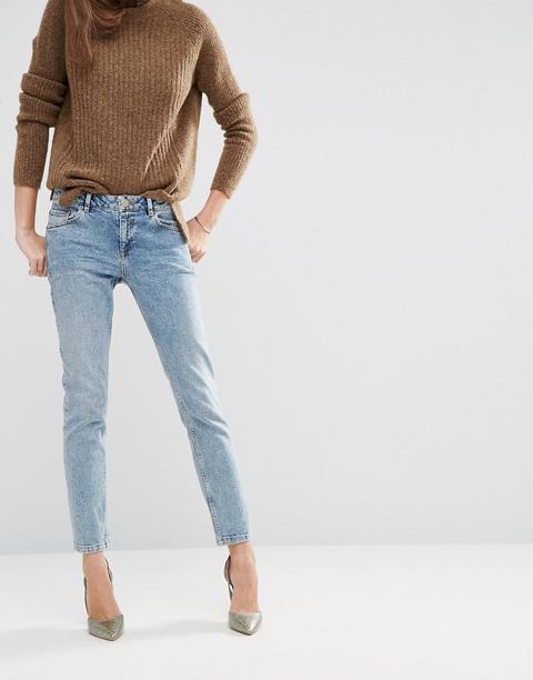 Vaqueros Boyfriend Encogidos Con Lavado Karsten Kimmi De Asos