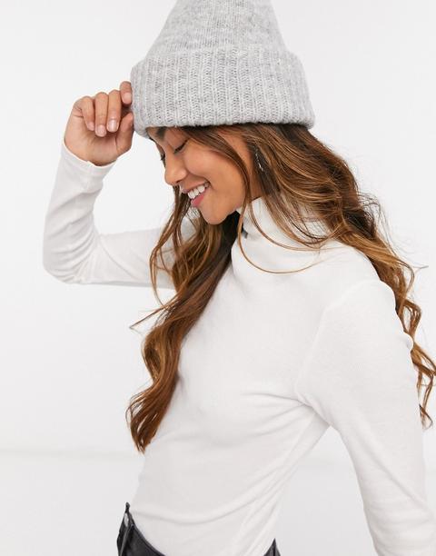 Gorro Gris Claro Con Diseño Texturizado De Vero Moda