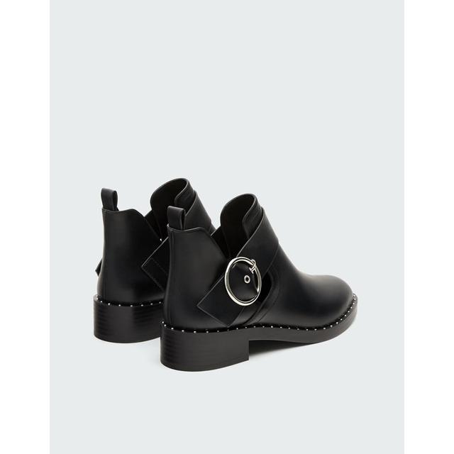 Ankle Boots With Stud Details from Pull 
