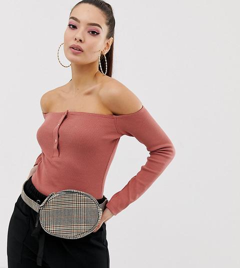 Body De Canalé En Rosa Con Escote Bardot Y Botones De Presión En La Parte Delantera De Missguided