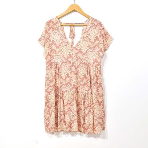 Vestido Pico Estampado Rosa