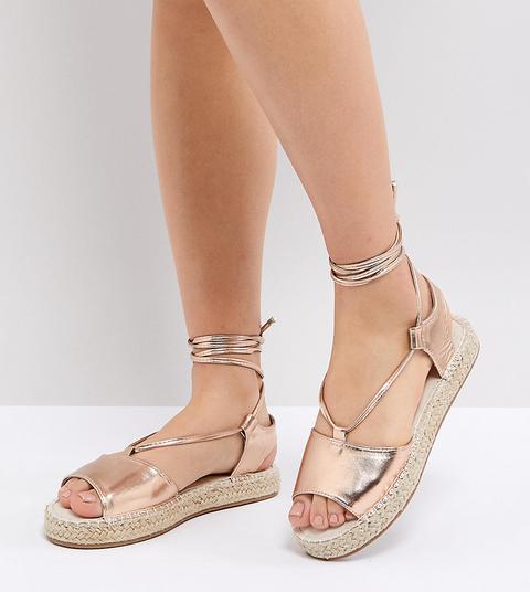 Asos - Jump On - Sandali Stile Espadrilles Da Annodare Alla Caviglia - Oro