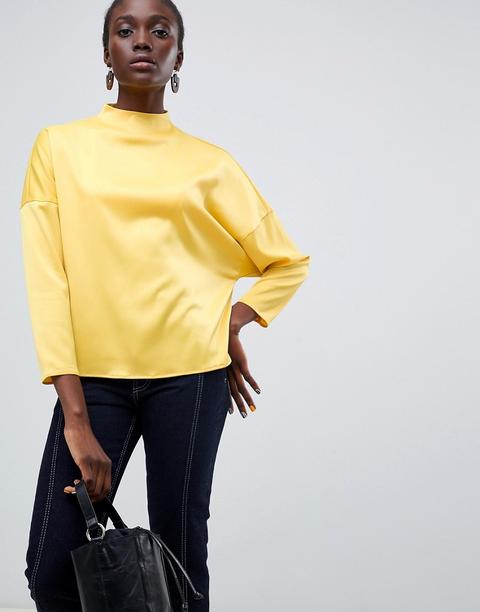 Vero Moda - Aware - Hochgeschlossenes Satinoberteil - Gelb