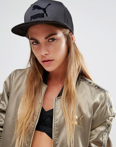 Gorra De Satén Negro Con Broche Trasero De Puma