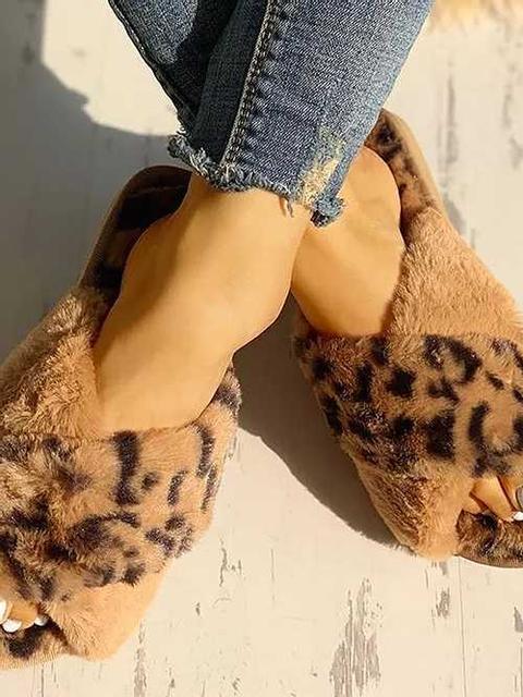 Faux Fur Slippers - Leopard