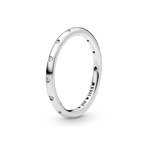 Pandora Simple Sparkling Band Ring - Sterling Silver / Clear