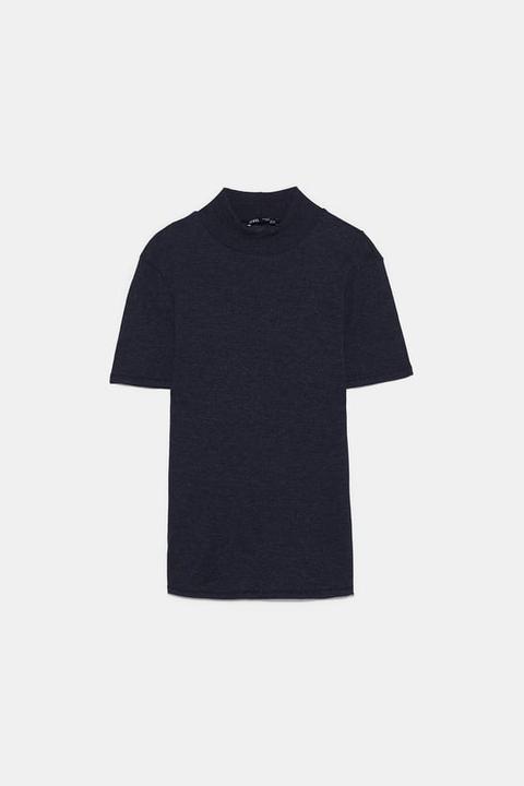 Camiseta Premium Cuello Subido