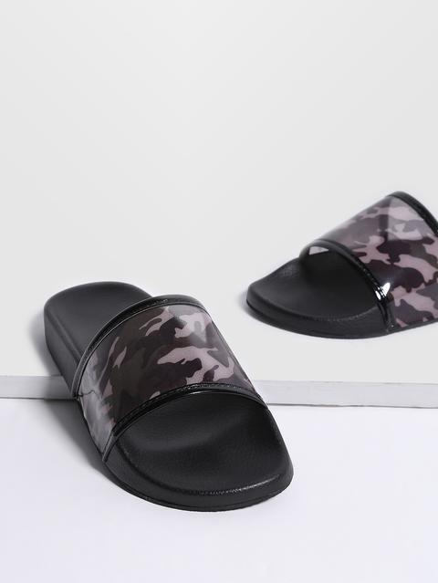 Chanclas De Pu Con Estampado De Camuflage Negro