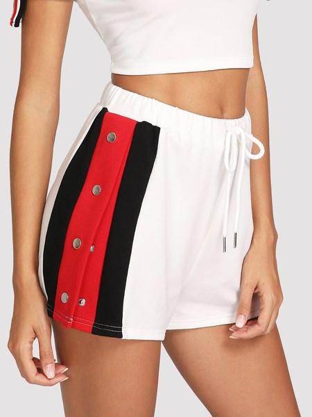 Shorts Abbelliti Con Bottoni Laterali A Righe