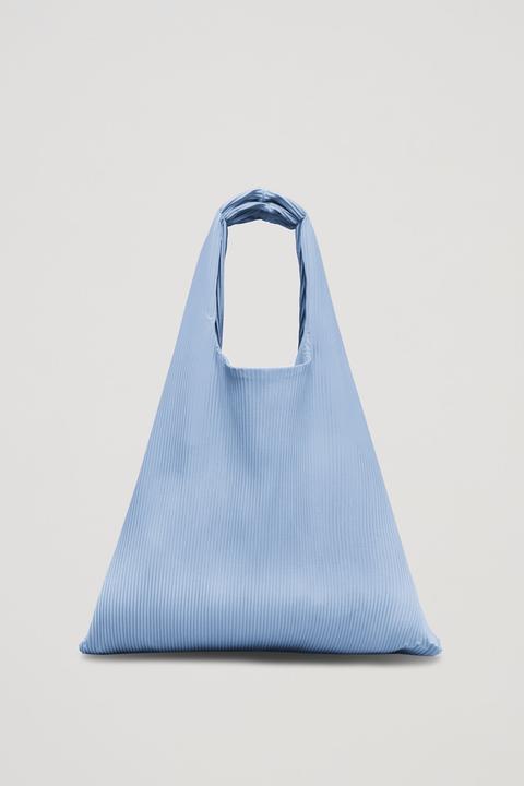 Pleated Fabric Shopper from COS on 21 Buttons