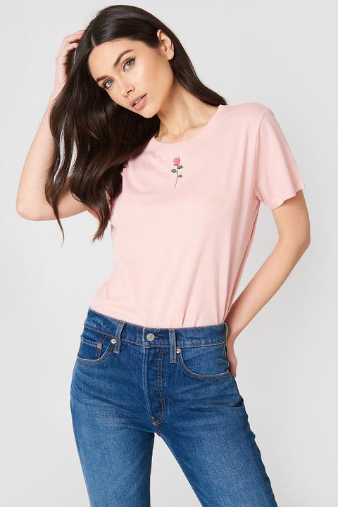 Chest Rose Embroidery Tee Pink