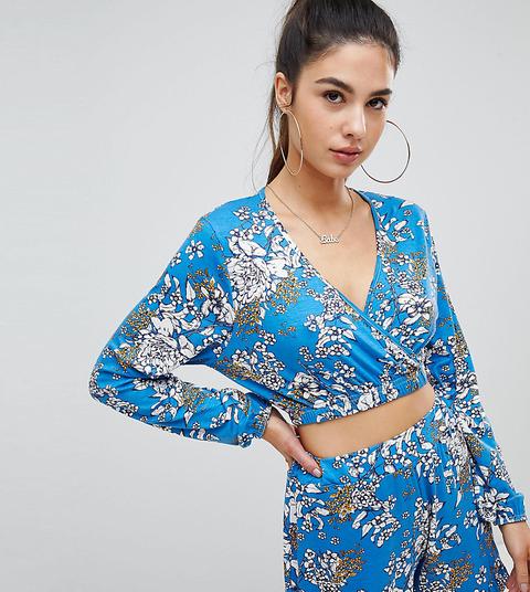 Top Corto De Punto Con Estampado Floral De Boohoo