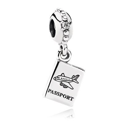 Charm Con Pendente Passaporto