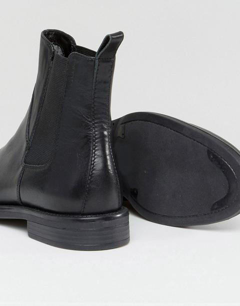 amina black leather boots