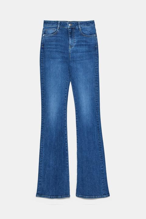 Jeans Z1975 Flare from Zara on 21 Buttons