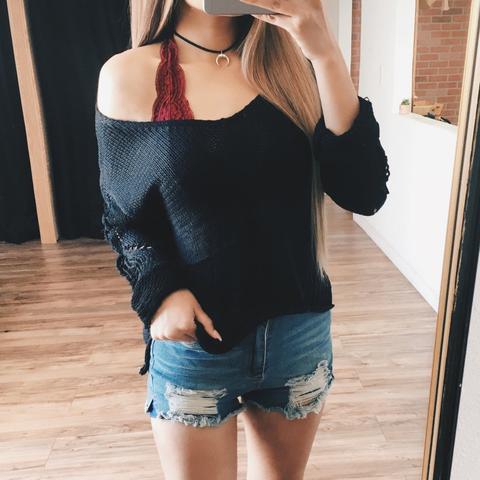 Mari Distressed Sweater (black)