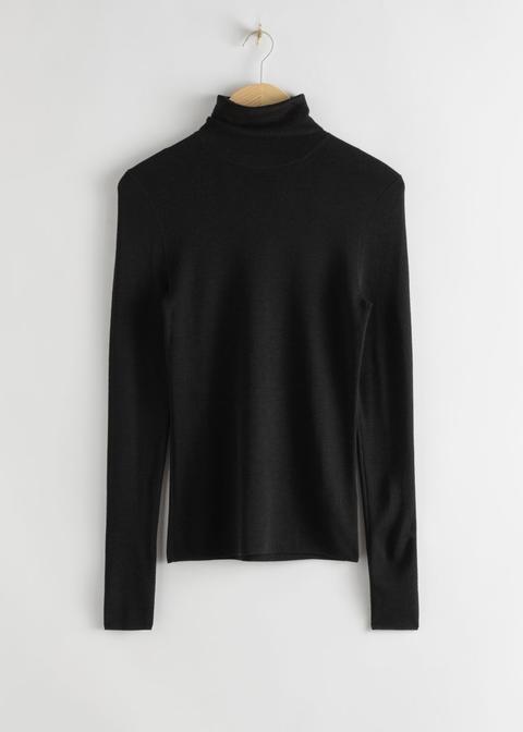 Merino Wool Turtleneck - Black