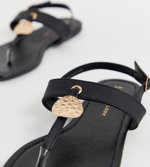 Sandalias Negras Con Detalle De Disco Dorado De New Look Wide Fit