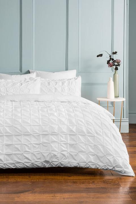 White King Size Set Ruched Pleat Bedding