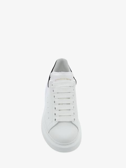 Oversized Sneaker In White/black