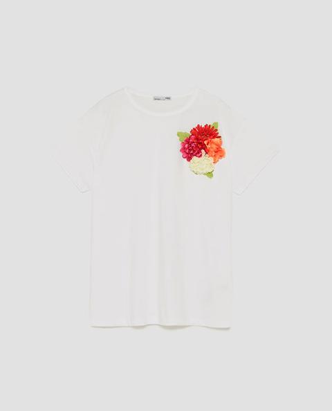 Camiseta Aplique Flor