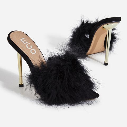 Risky Faux Feather Pointed Toe Heel 