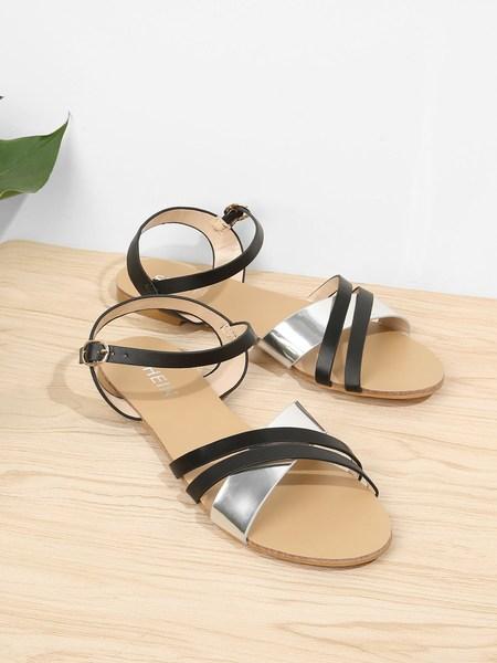 Sandali Con Cinturino Alla Caviglia Criss Cross
