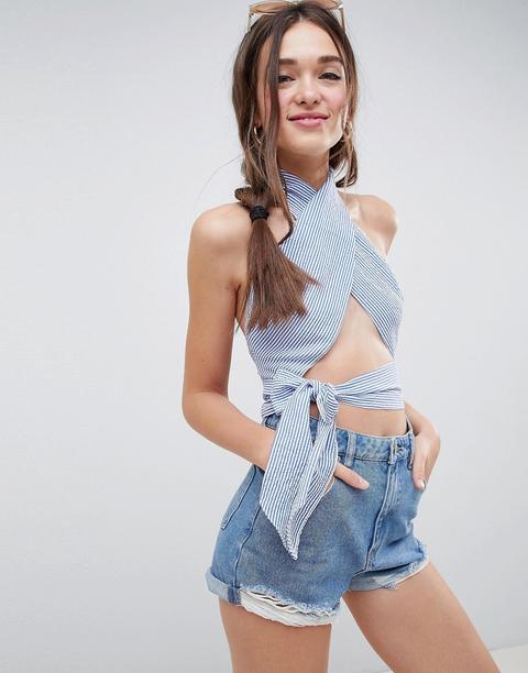 Modelo Cruzado Con Cuello Halter Y Detalle De Lazada En Estampado De Rayas Azul Marino De Asos Design-multicolor