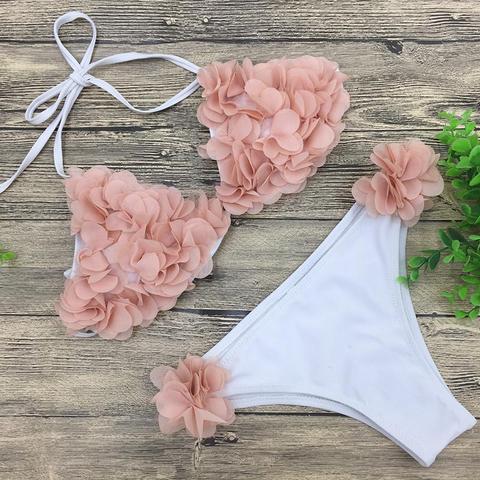 Bikini Maggie Con Petali A Triangolo E Slip A Vita Bassa