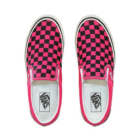 vans classic slip on checkerboard pink