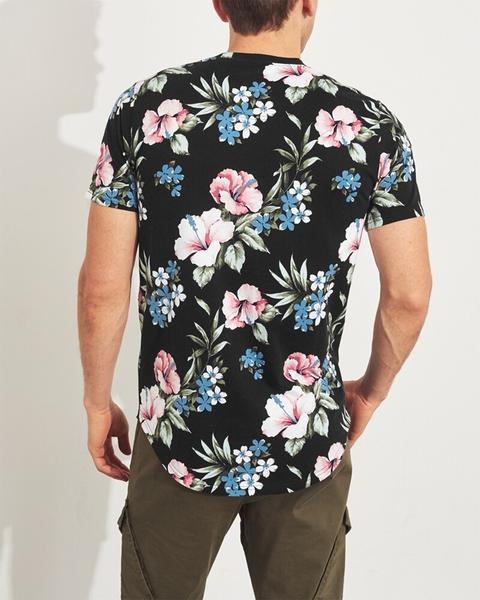 Floral Curved Hem T-shirt from Hollister on 21 Buttons