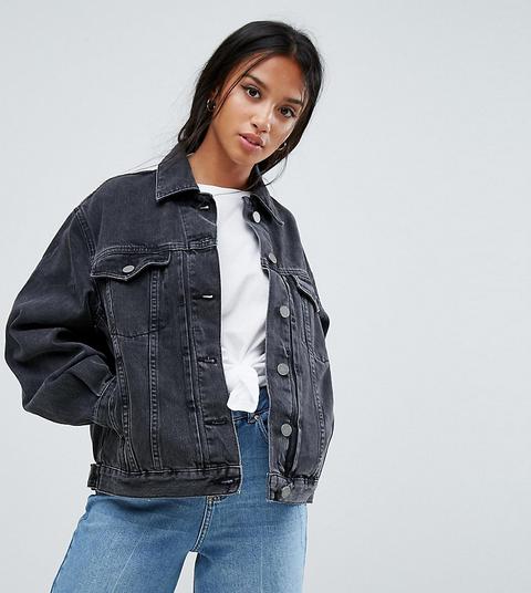 Chaqueta Vaquera Estilo Girlfriend En Negro Desgastado De Asos Petite