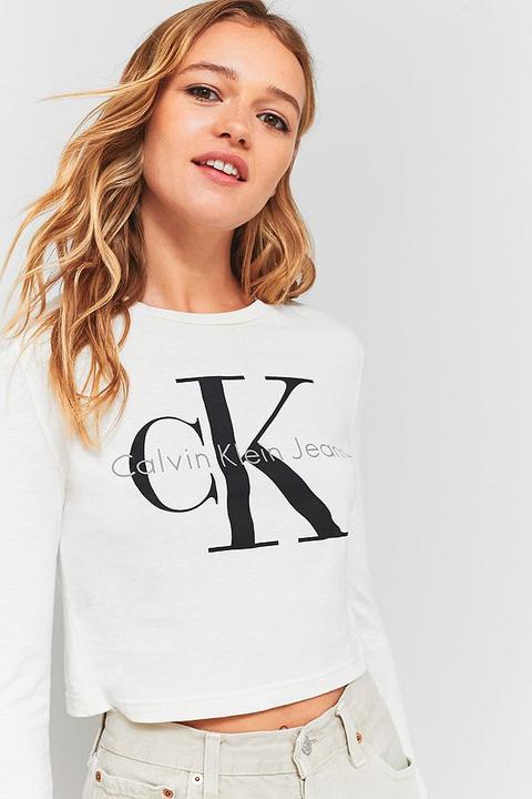 calvin klein cropped tshirt