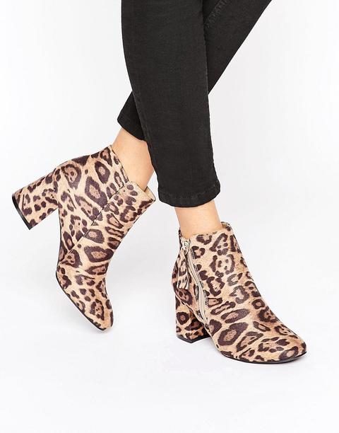 Botines De Ante Con Estampado De Leopardo De New Look